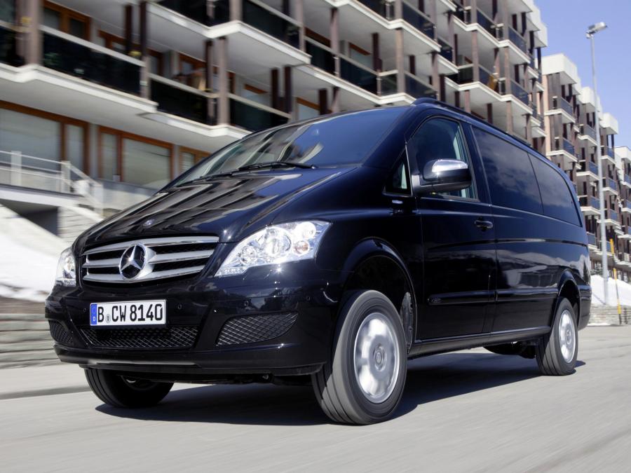  Mercedes-Benz Viano 4Matic 2010 года  (фото 3 из 11)